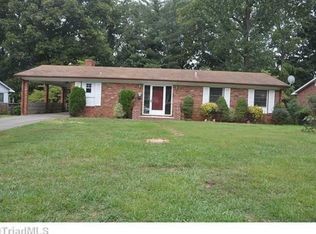 1337 Waybridge Ln, Winston Salem, NC 27103