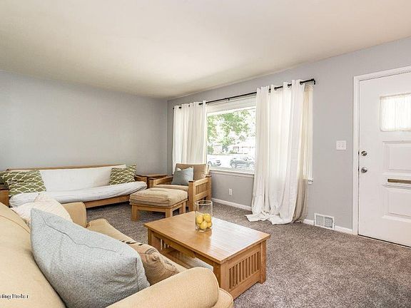 4th image of 3308 Autumn Way