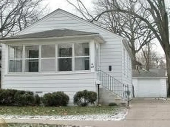 613 Pearson St, Ferndale, MI 48220
