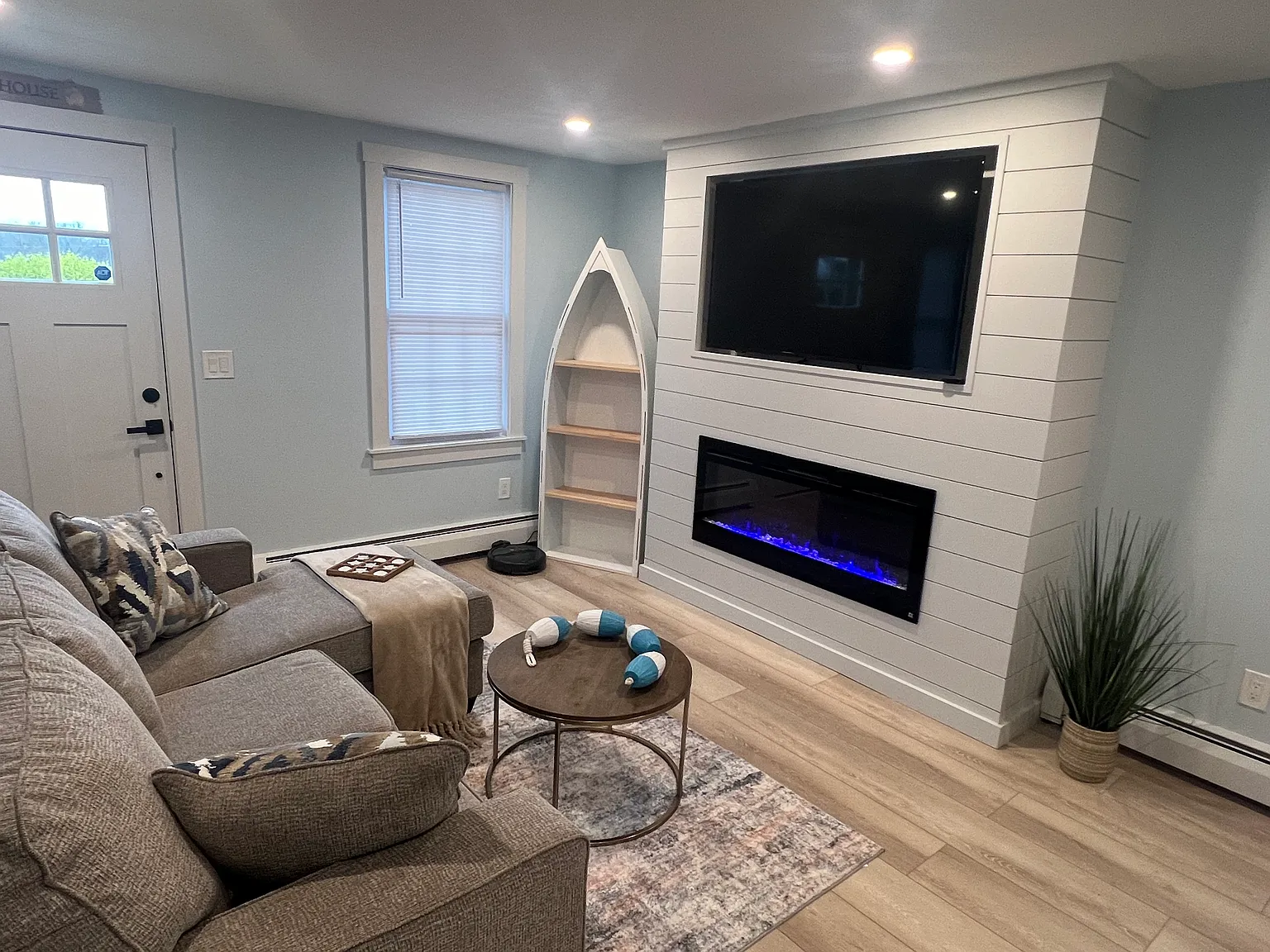 3 Dexter Ave — Photo 1