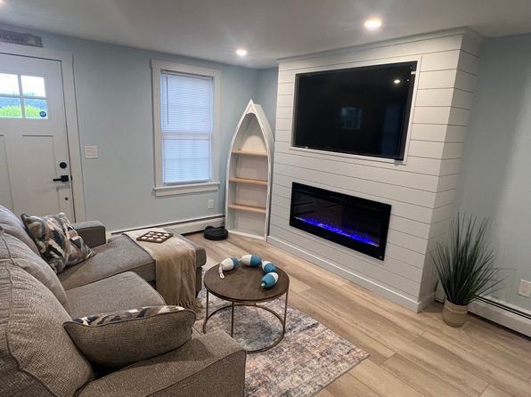3 Dexter Ave