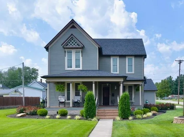 703 W Brook St, Mitchell, IN 47446