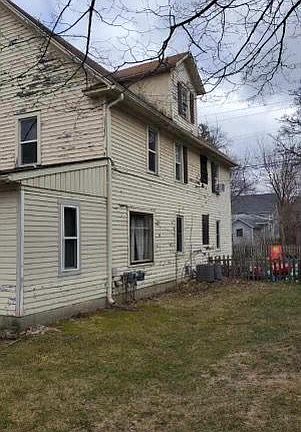 2nd image of 409 E Grand River Ave