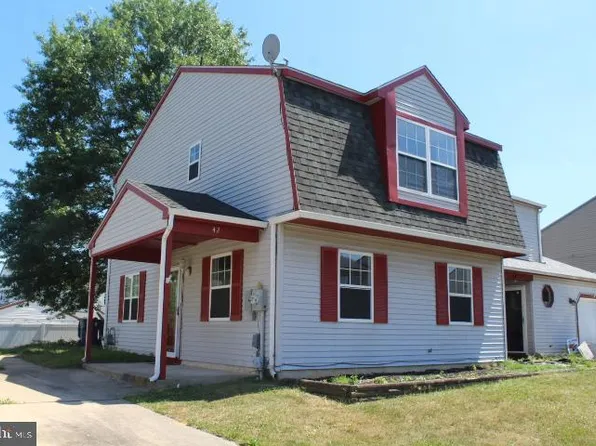 42 Fostertown Ln, Mullica Hill, NJ 08062