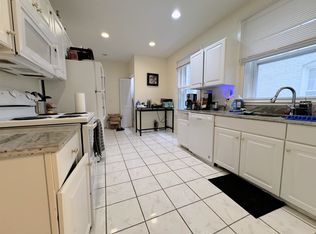 81 Gibbs St #O1, Brookline, MA 02446