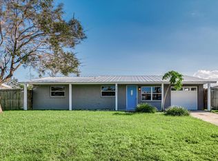 2193 Lakeview Dr, Melbourne, FL 32935