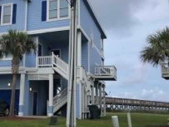 3rd image of 4207 King Rail Cir