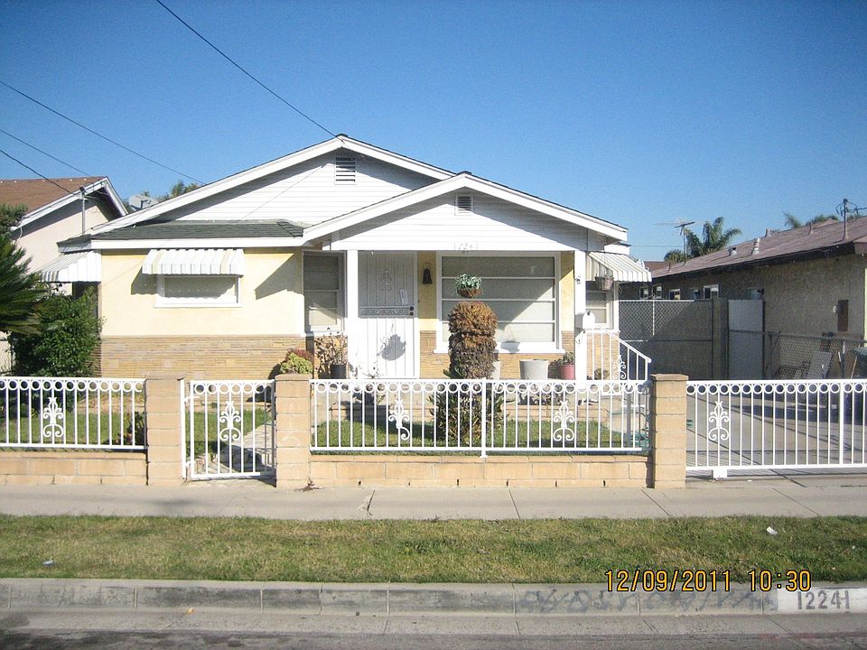 1st image of 12241 Meadow Dr