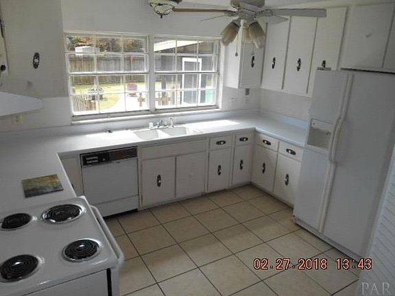 5th image of 4203 Cherry Laurel Dr
