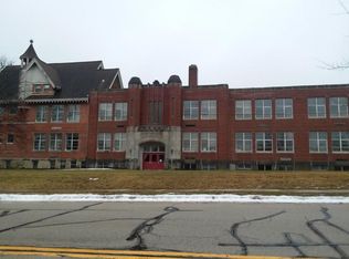 413 6th Ave APT 300, New Glarus, WI 53574