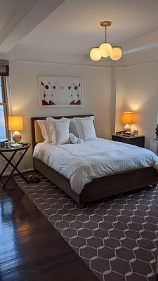 Rented by NY NY Condo, Inc | media 17