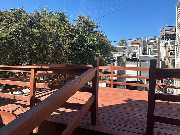 3rd image of 1404 Battery Ave #2