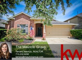 9539 Silver Ridge Dr, Rosharon, TX 77583