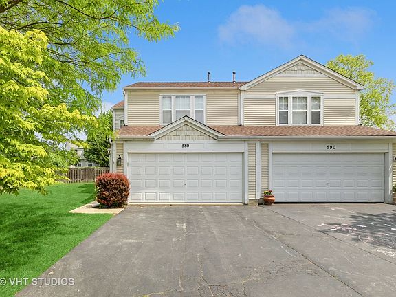 3rd image of 580 Wedgewood Cir