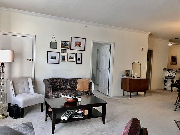 3rd image of 1300 N Prospect Ave APT 306