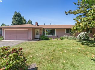 1690 Cottonwood Ave, Springfield, OR 97477