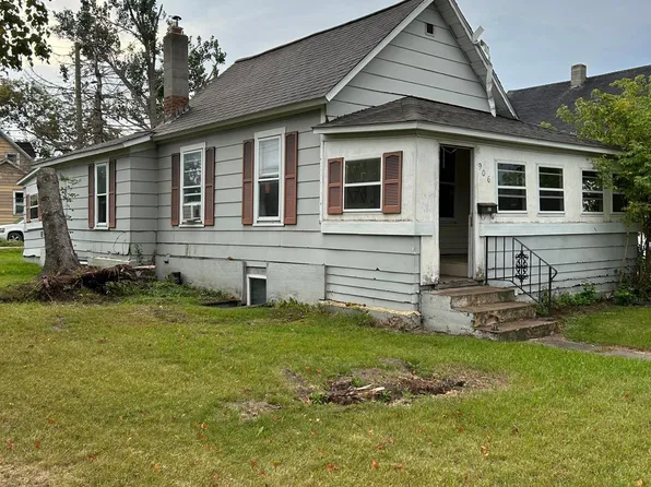 906 Irvine Ave NW, Bemidji, MN 56601
