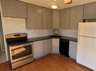 1837 Henbert Rd, West Bloomfield, MI 48324