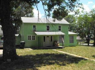 903 Washington St, Lyndon, KS 66451