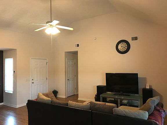 3rd image of 5035 Scotch Pine Ave