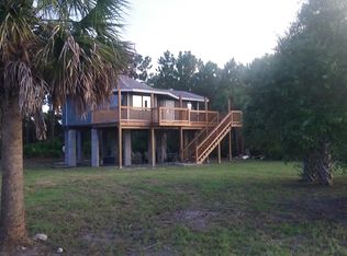 875 Osceola Dr, Englewood, FL 34223