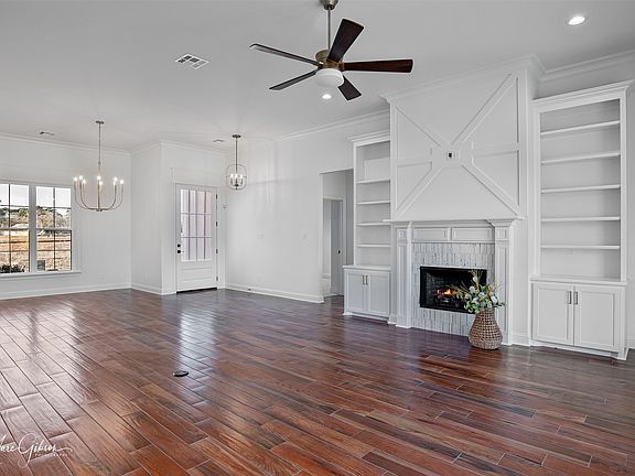 3rd image of 849 Walstonburg Ln