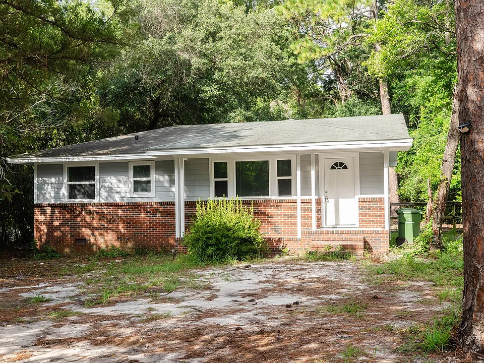 626 S Kerr Ave