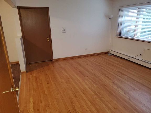 5th image of 314 Beach Ave APT 1A