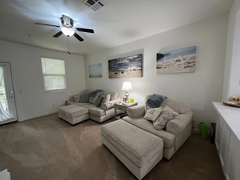 172 Beach Side Ct — Photo 2