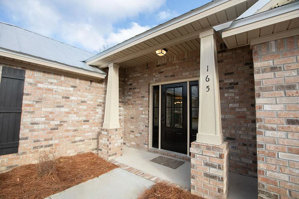 3 bed, 1488 sqft, $2,375 — Photo 3
