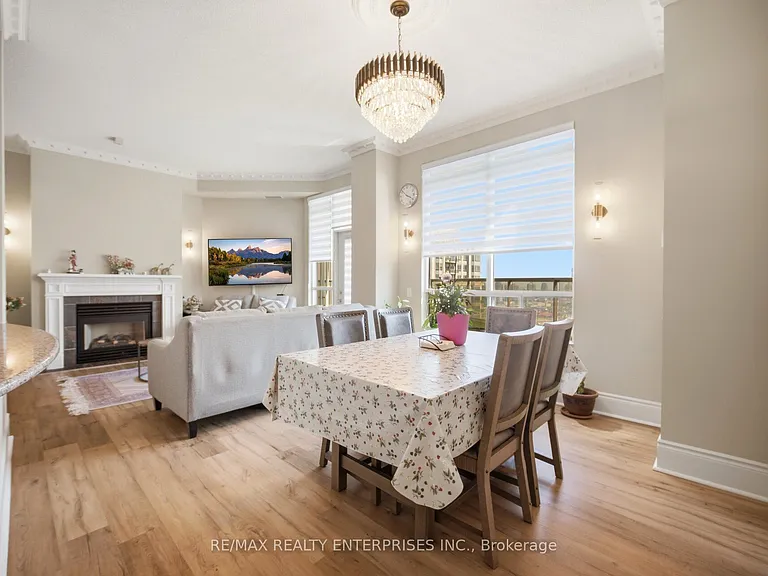 35 Kingsbridge Garden Cir #3301 — Photo 12