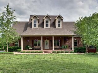 7325 Moore Rd, Greenbrier, TN 37073