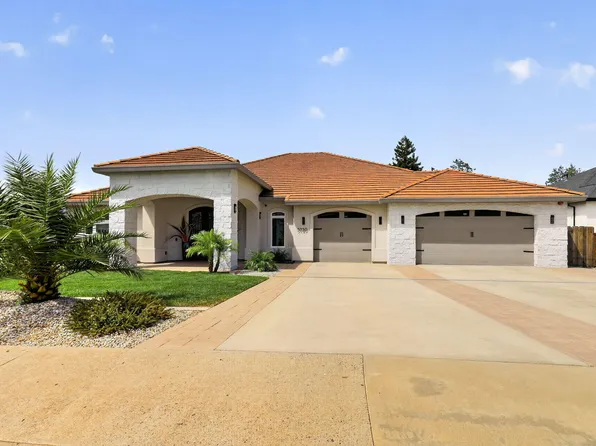 3720 Sunflower Dr, Redding, CA 96001