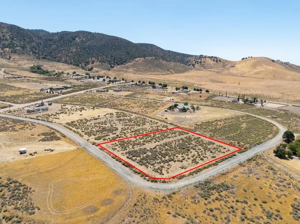 0 Navajo St, Tehachapi, CA 93561