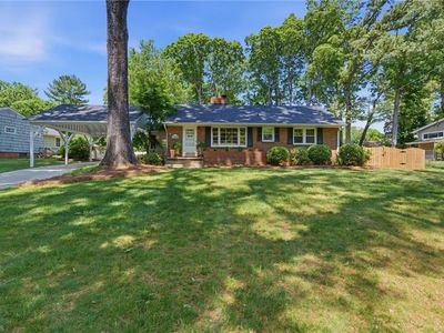 1156 Huntingdon Rd, Winston Salem, NC, 27104