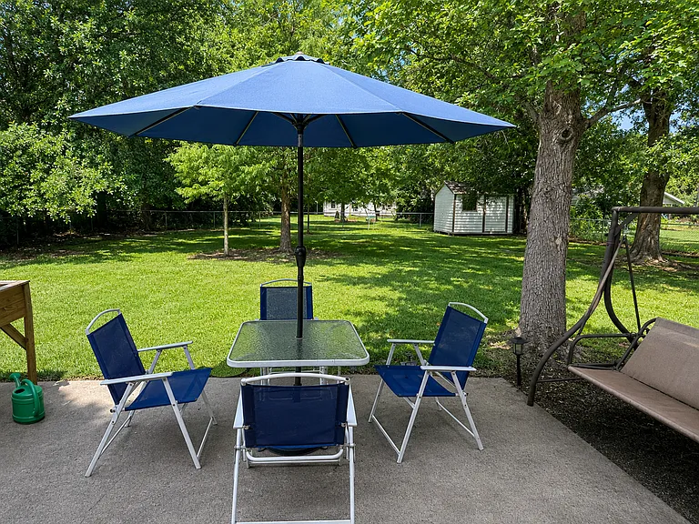 103 Hanover Dr — Photo 11