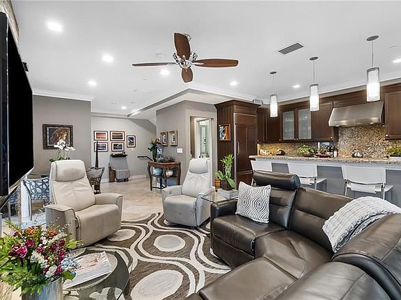 3rd image of 301 Tarpon Dr