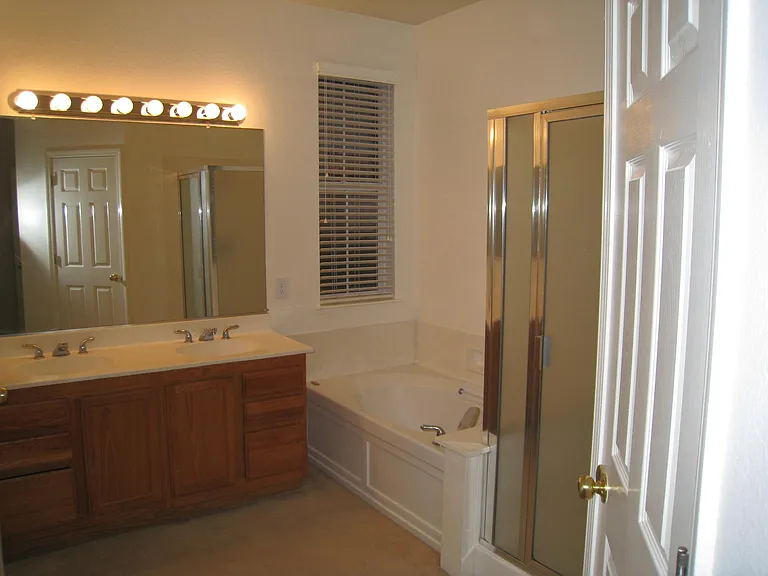 134 Gerbera St — Photo 6