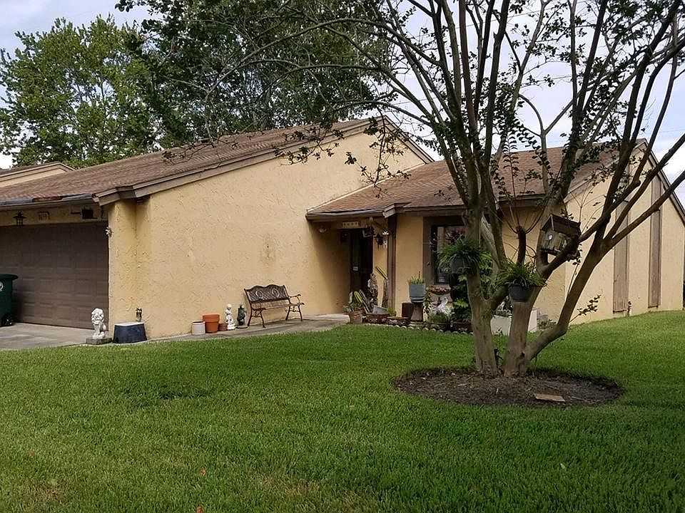 2nd image of 8659 Deermoss Way E