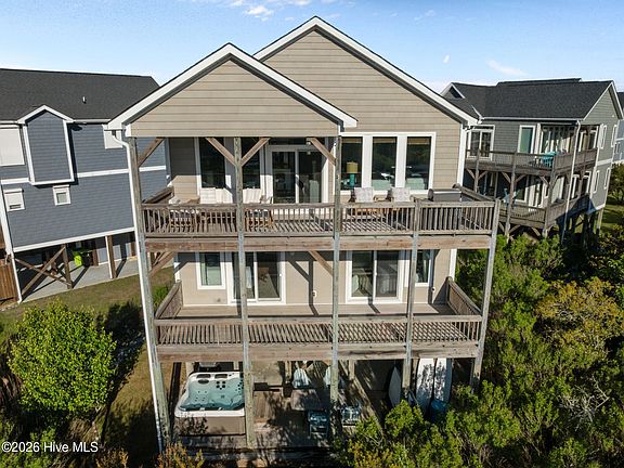 5th image of 331 Oceanaire Lane
