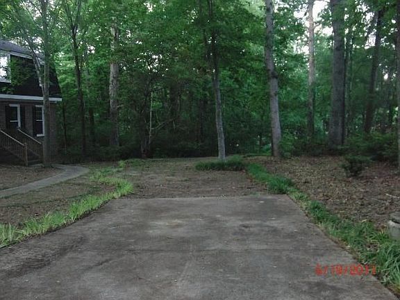 3rd image of 1271 Bridgewater Walk