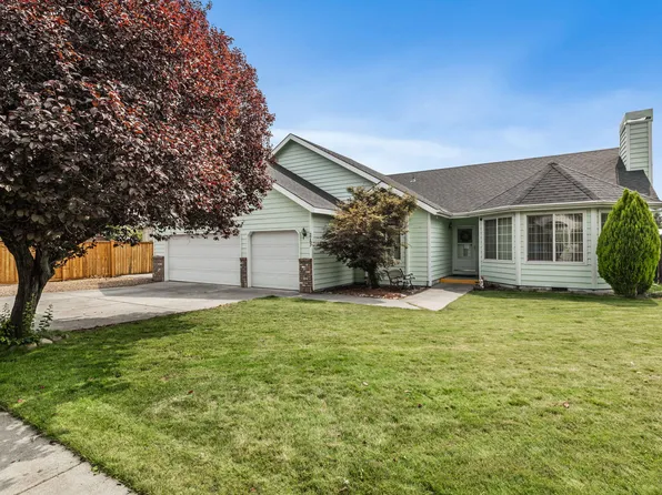 2767 NE Wells Acres Rd, Bend, OR 97701