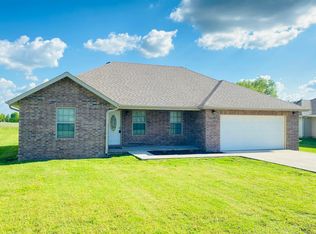 415 Brandermill, Monett, MO 65708