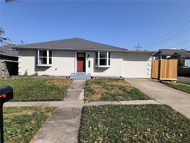 1st image of 6549 Bellaire Dr
