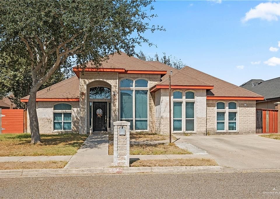 1st image of 806 W Solar Dr