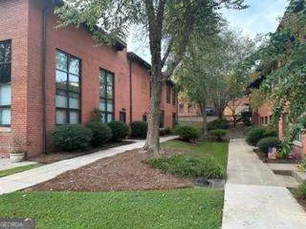 301 Bradley St APT A104, Carrollton, GA 30117