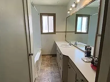 938 S Juniper Dr — Photo 4