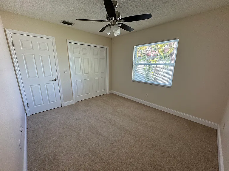 3333 Hunt Club Dr — Photo 16