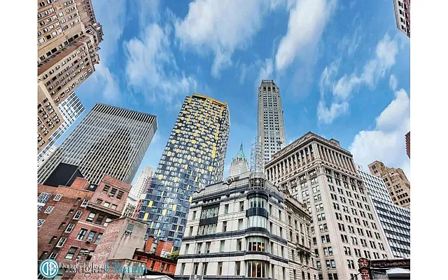 Sold by Douglas Elliman | media 14