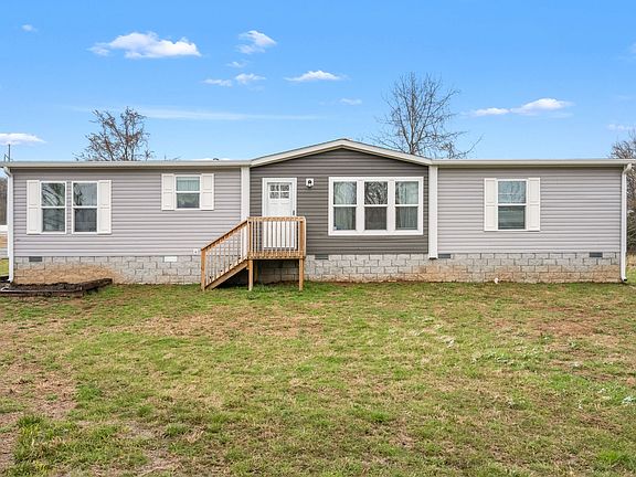 2nd image of 505 Philippi Rd
